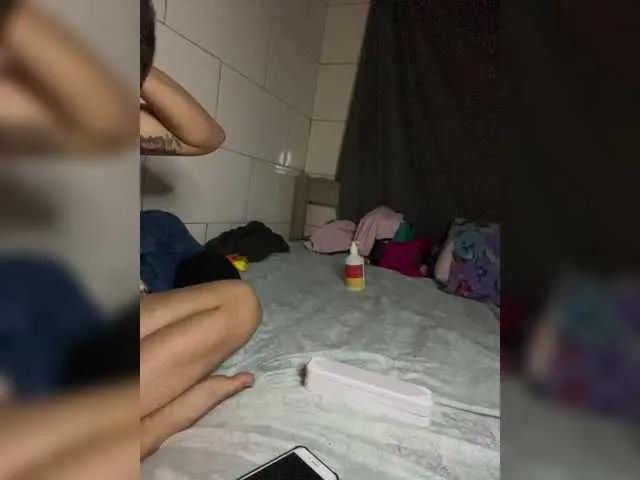 Coupledesire25 — Gostamos muito da interao  claro de sermos valorizados,ento garanto que aqui seu tk vai valer muito e cada ao ser feita com muito prazer.
