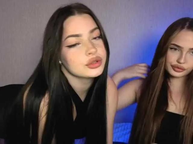 LisaAndDenis — Freechat on BongaCams