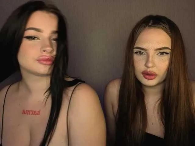 LisaAndDenis — Freechat on BongaCams