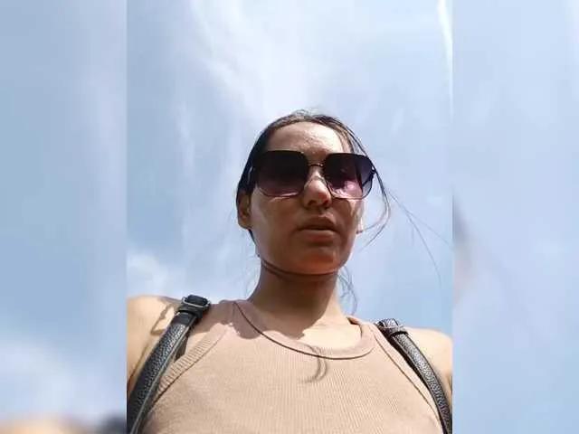 Luu-Lii77 — Freechat on BongaCams