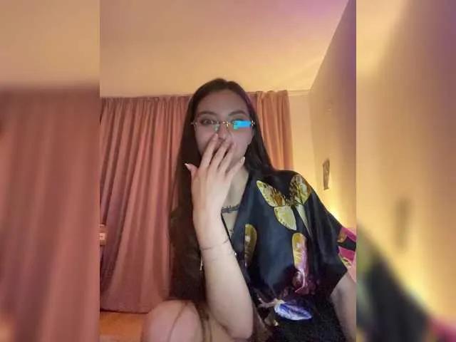 xxxPIONERKAxxx — I get turned on by tenderness and gentle attention. Love soft eroticism, subtle hints and deep emotions. No haste ;)