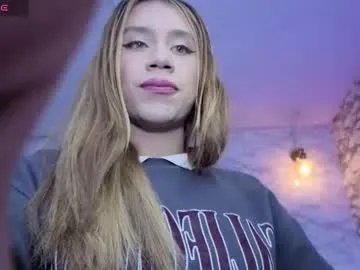 evy_lux_v — GOAL: Flash tits [18 tokens remaining] Welcome to my room! #trans #femboy #skinny #deepthroat #braces