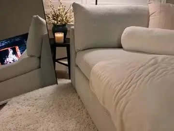 hot_wife_amber — Nude oil show    #new #mature #bigboobs #brunette #hotwife [0 tokens remaining]