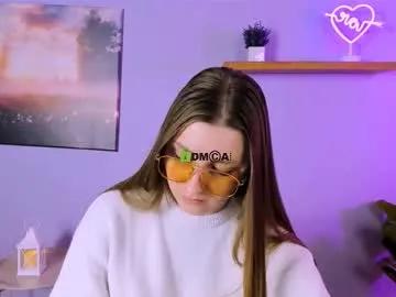 jasmine_fly — GOAL: my first goal [111 tokens remaining] Welcome to my room! #glasses #blonde #mistress #sph #new