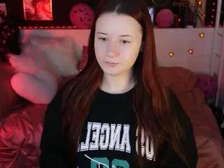 lily_loyd — Freechat on Flirt4Free