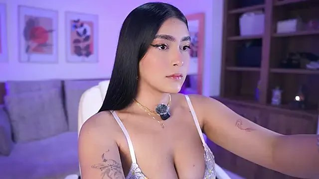 JulesBenett —   Suck your tits Jules 