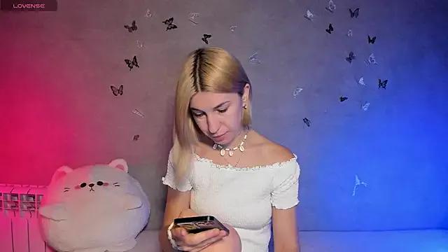 Photos of Melaminsy from StripChat is Freechat