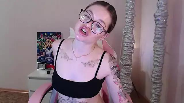Photos of miaacatt from StripChat is Freechat