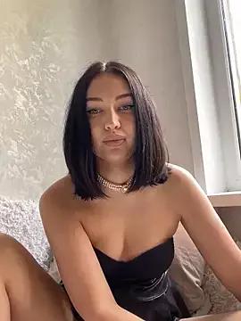 Photos of SelenaFoxy from StripChat is Freechat