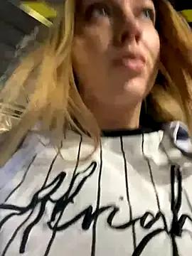 Sweet___Emily — make me moan & talk dirty next people