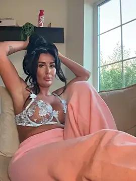 Photos of UKSYDNEYFOX from StripChat is Freechat